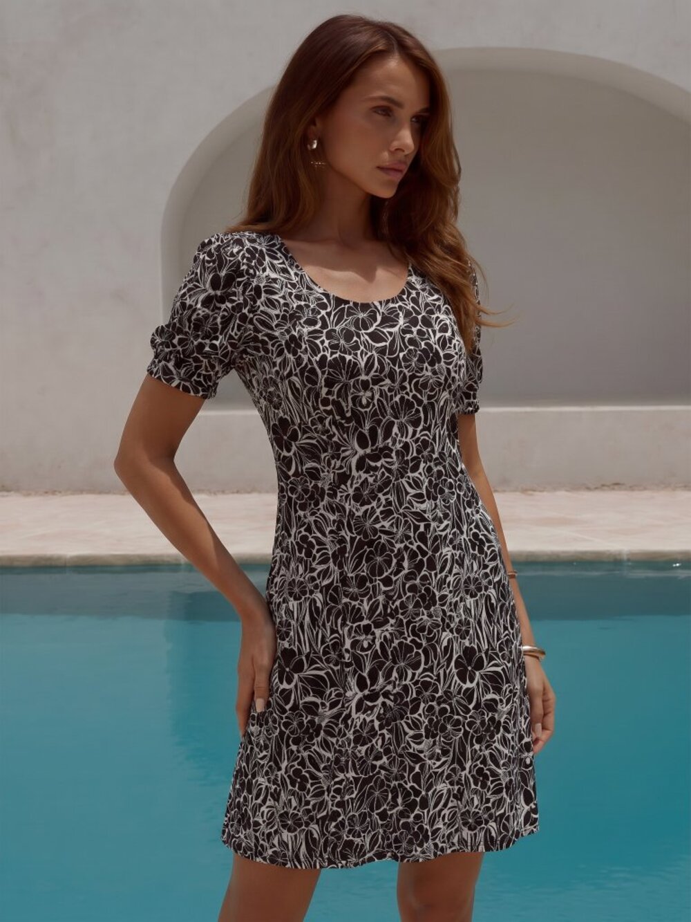 NWT Tommy Hilfiger Navy and White Floral Dress Sz 10